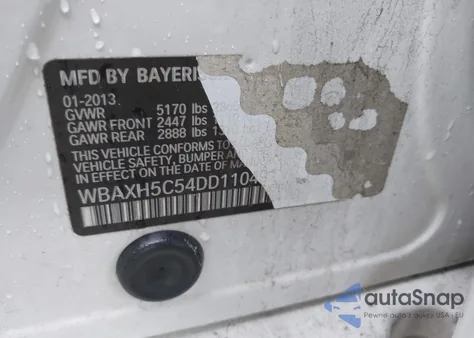 2013 BMW 528 Xi z USA, uszkodzony, nr VIN WBAXH5C54DD110492